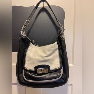 Coach shoulder/crossbody bag
